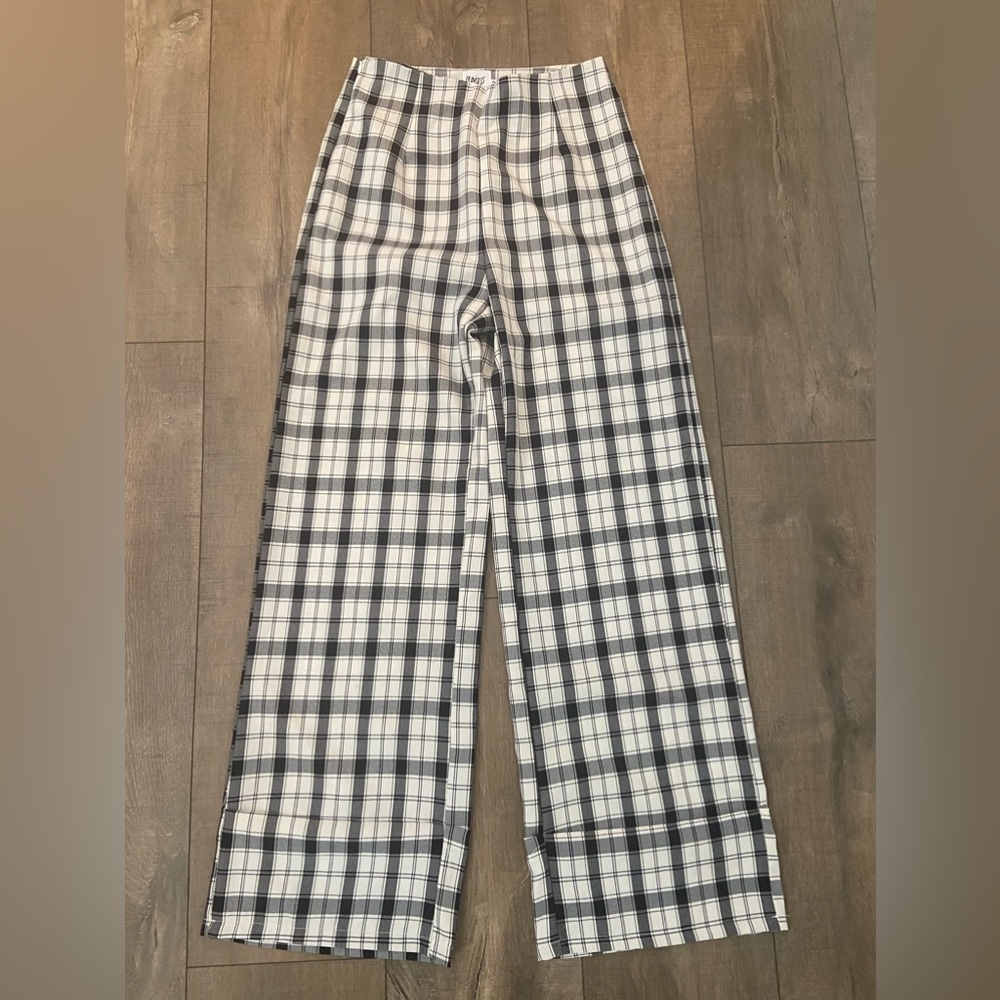 Princess Polly Euros pants black/white